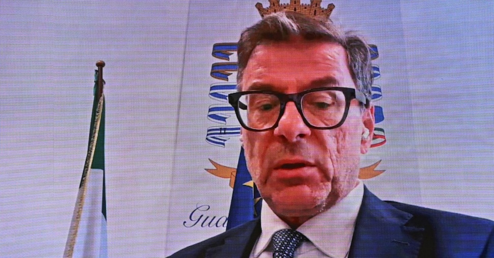 Giorgetti: quadro complicato su taglio Irpef e rottamazione