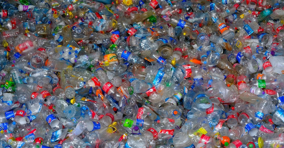 Riciclo della plastica, le imprese italiane: «Non siamo in grado di proseguire»
