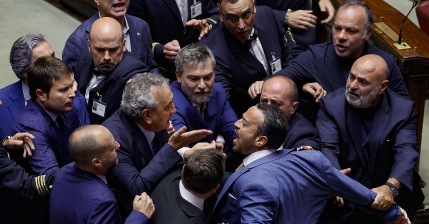 https://i2.res.24o.it/images2010/S24/Documenti/2025/09/16/Immagini/Ritagli/tensione-U78804623333SnP-1440x752@IlSole24Ore-Web.jpg