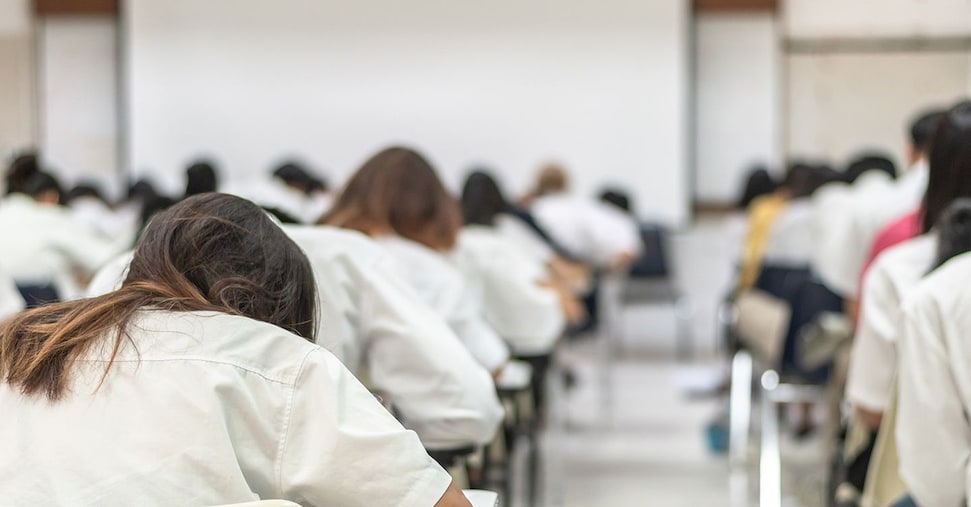 Senza doppio avviso assolto chi non manda il figlio a scuola