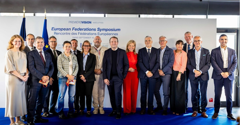 Tessile-moda europeo contro l’ultra fast fashion: la richiesta congiunta di dazi sopra i 150 euro Tessile-moda europeo contro l’ultra fast fashion: la richiesta congiunta di dazi sopra i 150 euro