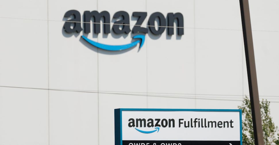 Amazon, 1 miliardo per aumentare i salari negli Usa