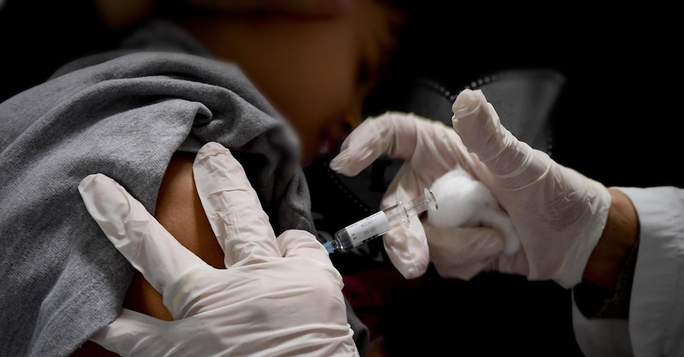 Vaccini: Kennedy cambia il comitato, l’ex direttrice lo accusa di ingerenze Vaccini: Kennedy cambia il comitato, l’ex direttrice lo accusa di ingerenze