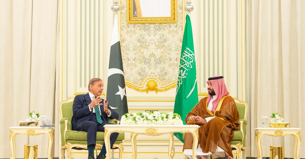 Pakistan e Arabia Saudita firmano accordo di difesa reciproca