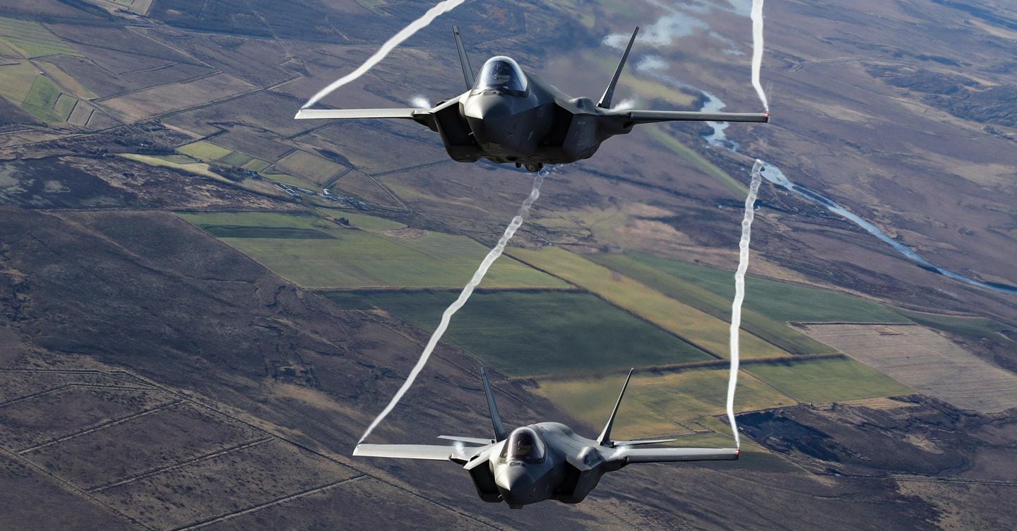 Estonia, jet russi violano spazio aereo. Premier invoca articolo 4 della Nato. Caccia russi anche sul Mar Baltico