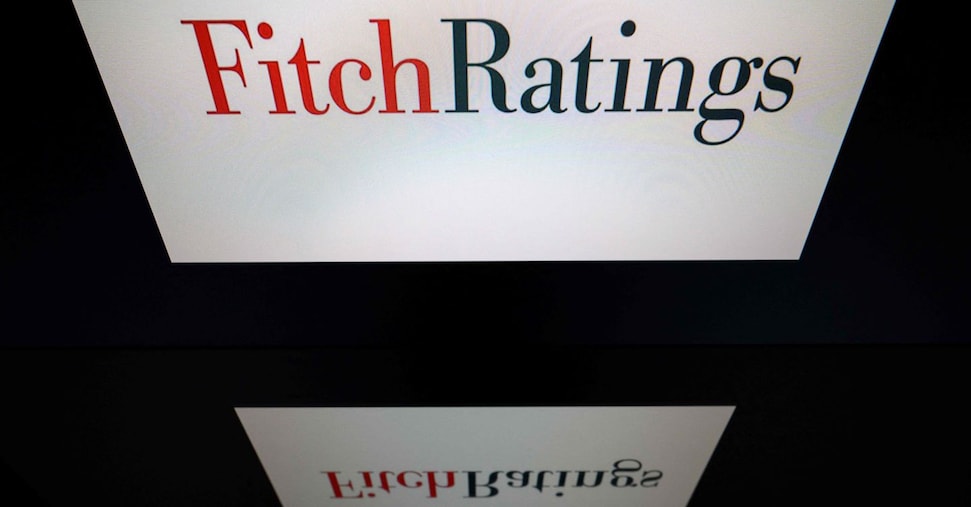 Fitch alza rating Italia a “BBB+”, outlook passa a “stabile”