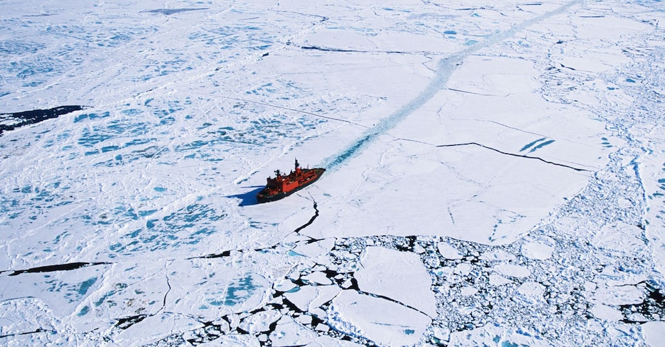 La Cina scommette sull’Artico: parte la prima nave cargo, solo 18 giorni (invece di 50) per arrivare nel Nord Europa