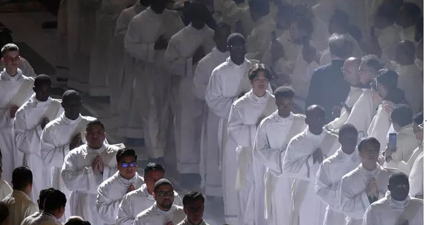 https://i2.res.24o.it/images2010/S24/Documenti/2025/09/22/Immagini/Ritagli/preti%20contro%20il%20genocidio-U14676472077ldC-1440x752@IlSole24Ore-Web.jpg