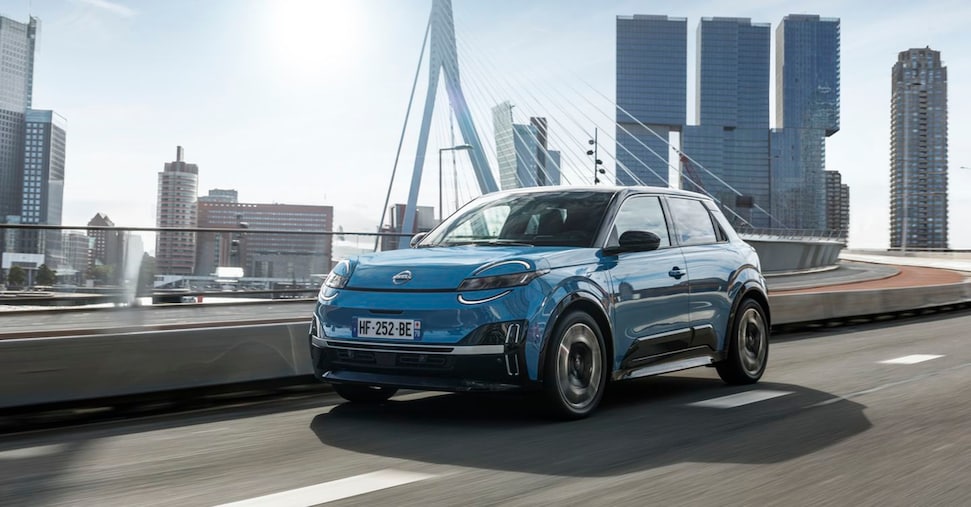 Nissan Micra, autonomia e prezzi della compatta elettrica derivata dalla Renault 5 Nissan Micra, autonomia e prezzi della compatta elettrica derivata dalla Renault 5