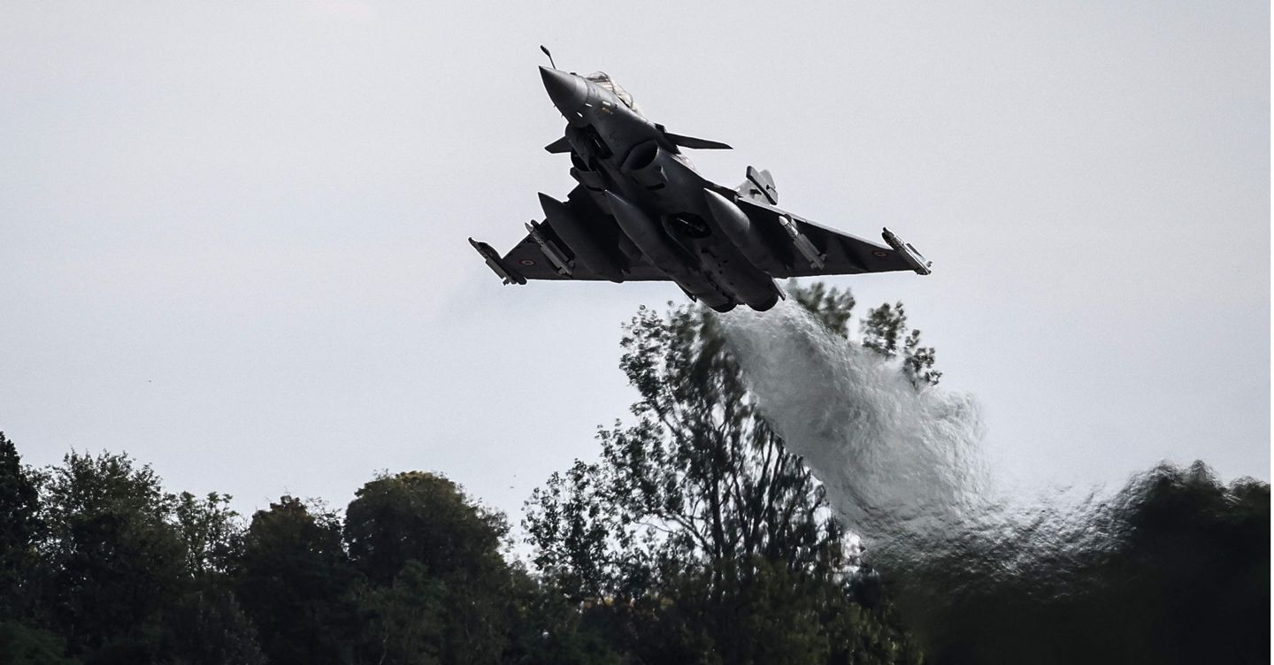Caccia Nato intercettano 5 jet russi vicino alla Lettonia. Ambasciatore russo: se abbattuti sarà guerra
