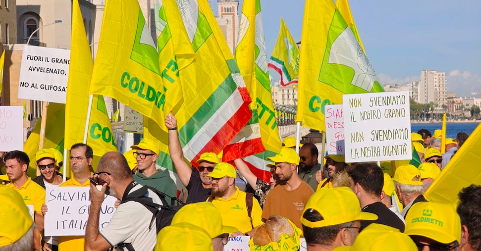 La Coldiretti in piazza contro chi specula sul grano La Coldiretti in piazza contro chi specula sul grano