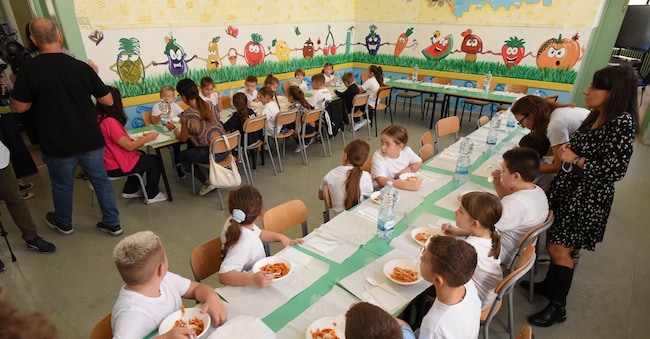 Mensa scolastica (Imagoeconomica)