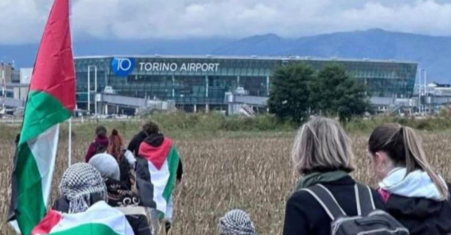Gaza, attivisti proPal raggiungono centro Torino
