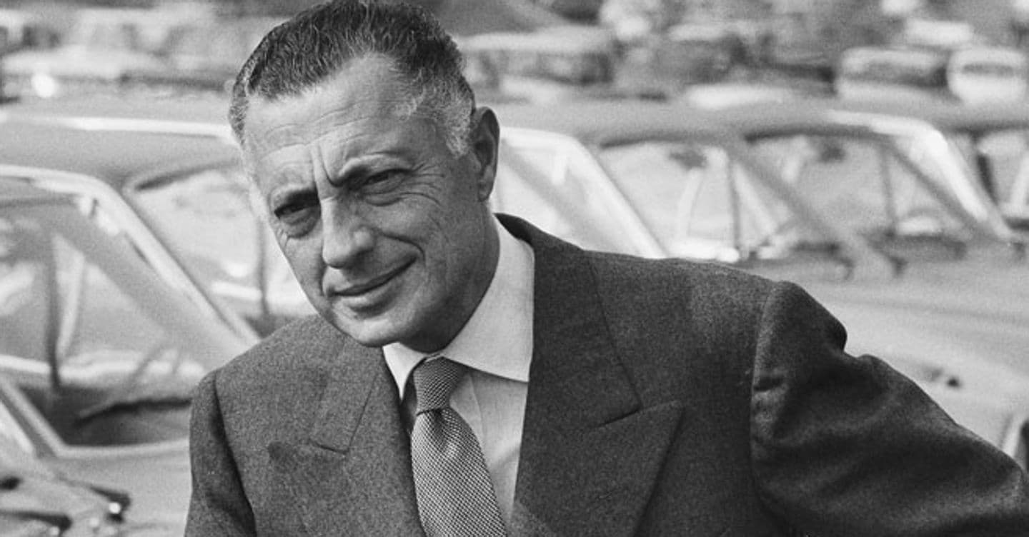 https://i2.res.24o.it/images2010/S24/Documenti/2025/09/30/Immagini/Ritagli/Gianni-Agnelli-U14647111165MFT-1440x752@IlSole24Ore-Web.jpg