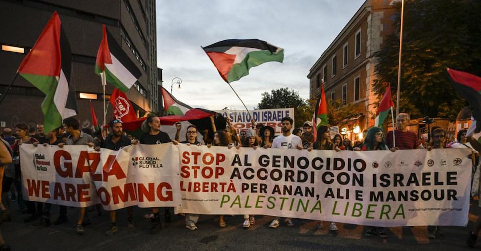 Corteo pro-Pal alla Sapienza, occupata Scienze Politiche