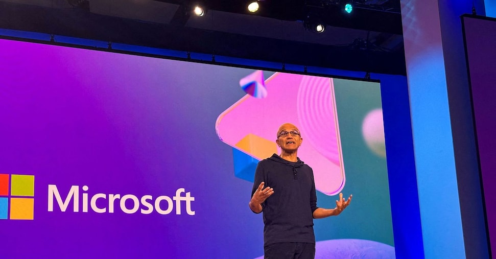 Microsoft, nuove deleghe per accelerare Nadella sull’AI
