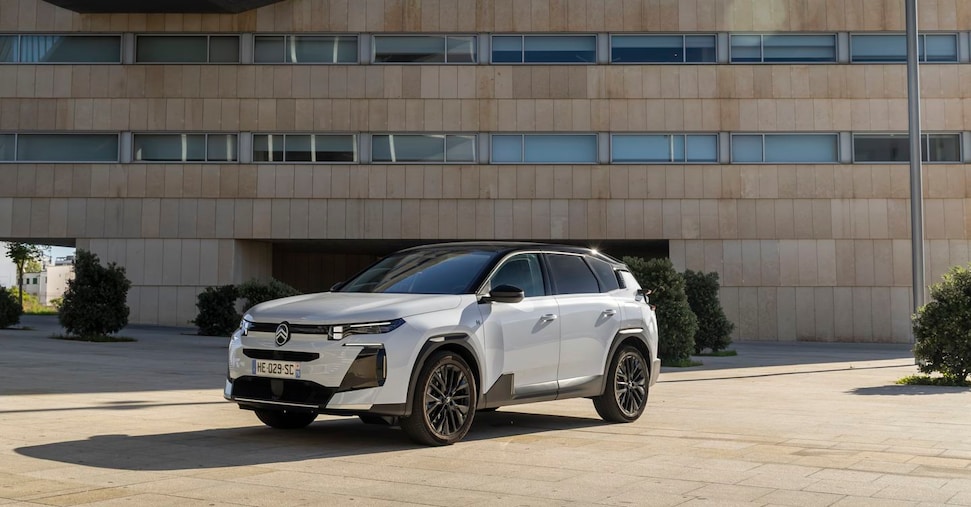 Citroën C5 aircross, com’è e come va l’ibrida plug-in con 90 km di autonomia Citroën C5 aircross, com’è e come va l’ibrida plug-in con 90 km di autonomia