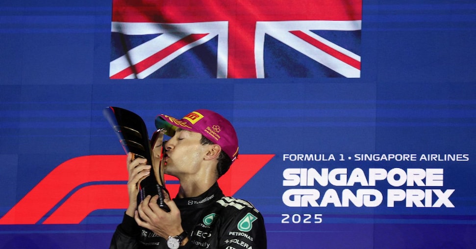Singapore senza sale: Russell scomodo vincitore, McLaren campione costruttori
