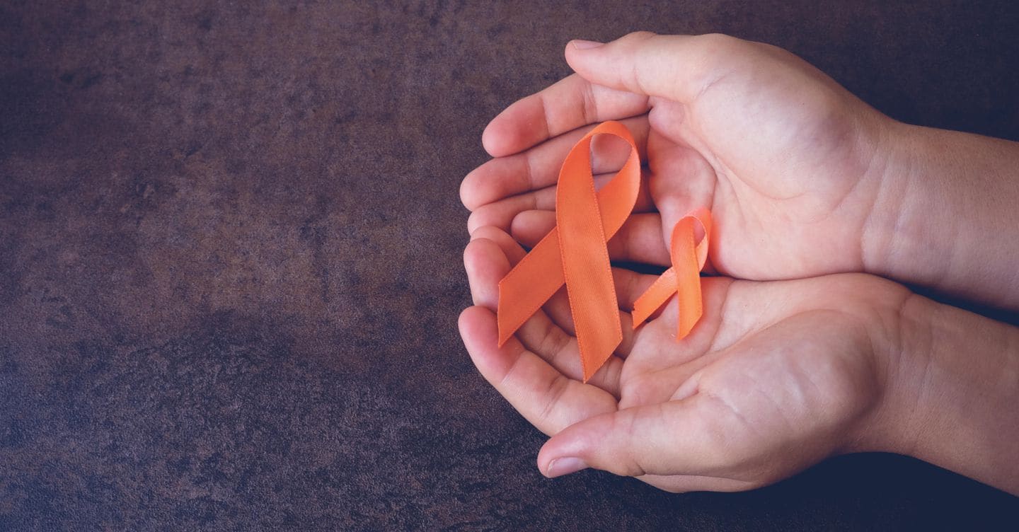 Sclerosi multipla, mele Aism nelle piazze per finanziare la ricerca scientifica