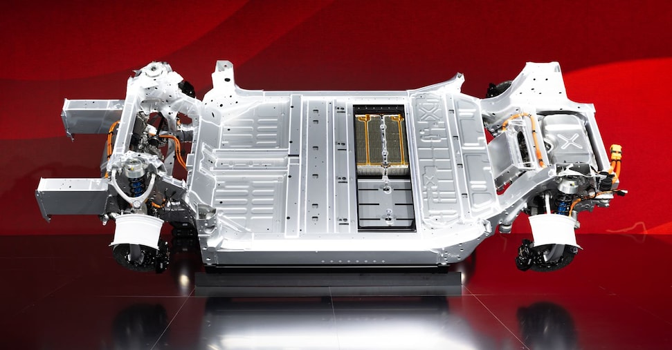 La Ferrari Elettrica avrà mille cavalli, quattro motori e una super batteria La Ferrari Elettrica avrà mille cavalli, quattro motori e una super batteria