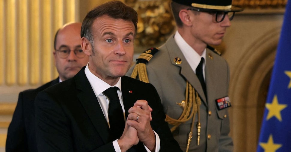 Macron convoca i leader dei partiti all’Eliseo