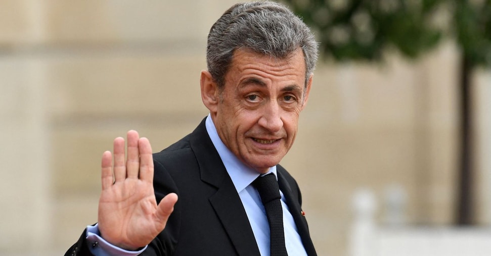 Francia: Sarkozy in carcere dal 21 ottobre