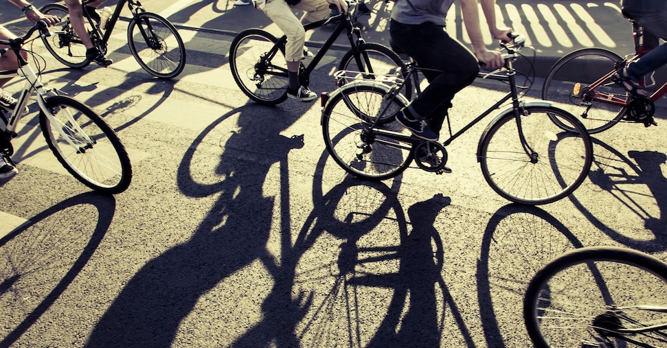 La mobilità sostenibile cresce in Italia, ma serve una spinta culturale