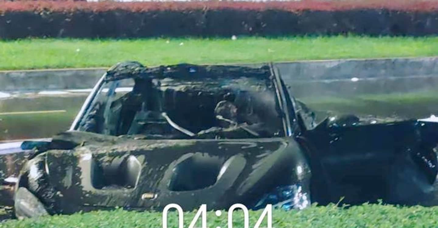 Incendio di un'auto elettrica Xiaomi blocca le portiere e fa crollare il titolo in Borsa