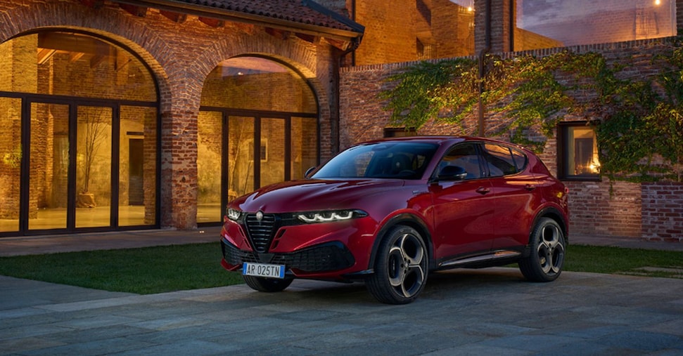 Alfa Romeo Tonale, ecco il mini restyling: cosa cambia