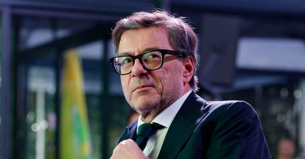 Giorgetti a Washington: «Per l’Ucraina servono un sacco di soldi, e deve metterli l’Europa»