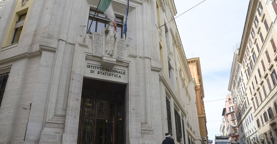Cresce l’economia sommersa e illegale con 15,1 miliardi in più nel 2023 aumento del lavoro irregolare