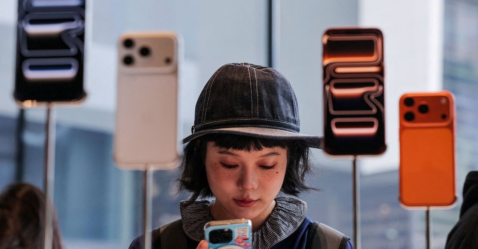Volano le vendite di iPhone 17, e Apple tocca nuovi record in Borsa
