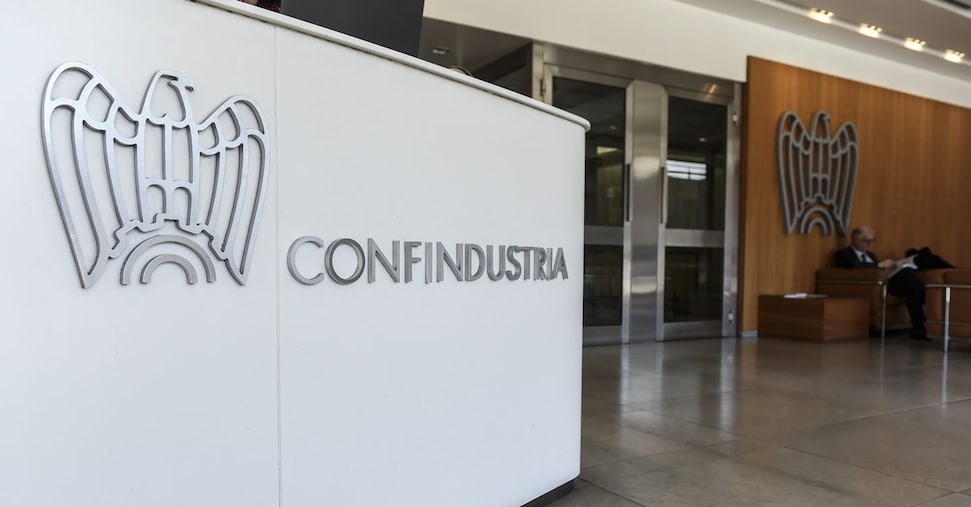 Confindustria: i dazi abbattono l’export italiano verso gli Usa. Nel medio periodo vendite giù di 16,5 miliardi