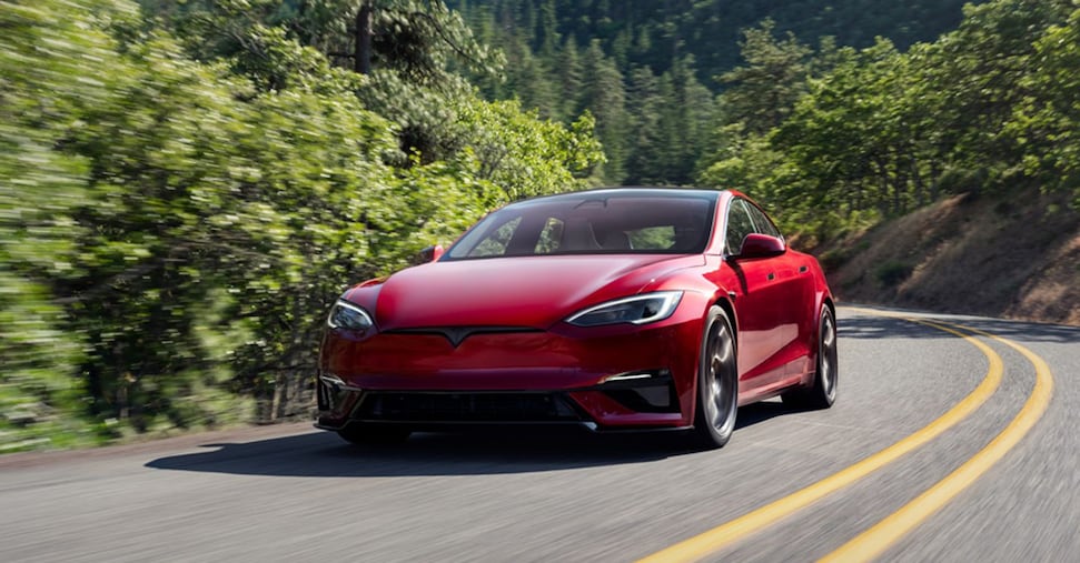 Tesla, debuttano le versioni aggiornate di Model S e Model X.