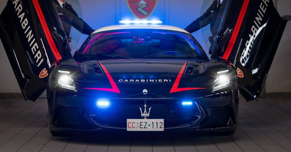 Auto dei carabinieri, arrivano Maserati MCPura e Alfa Romeo Giulia Quadrifoglio Auto dei carabinieri, arrivano Maserati MCPura e Alfa Romeo Giulia Quadrifoglio