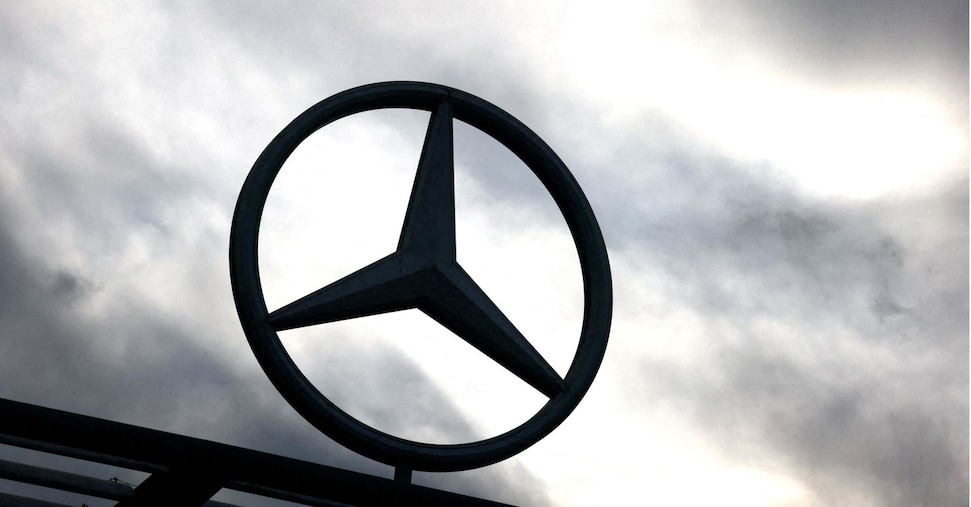 Mercedes-Benz, crollo utili nel terzo trimestre. Confermate stime e buyback