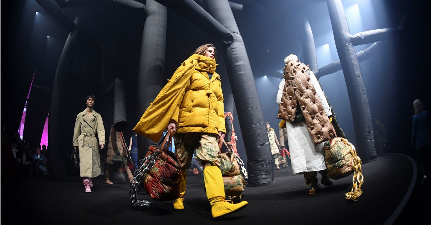 Borse Ue appese al taglio Fed. A Milano in coda Moncler, sprint Stellantis