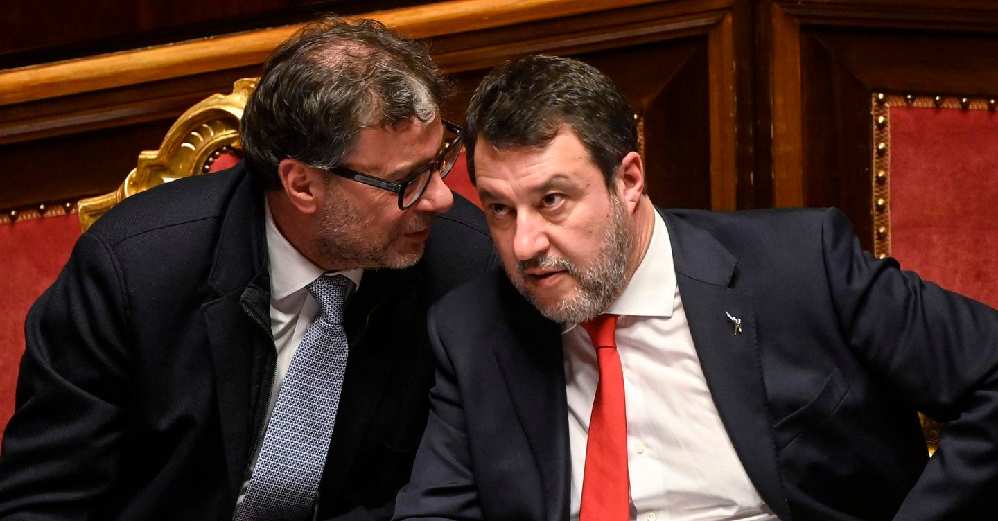 https://i2.res.24o.it/images2010/S24/Documenti/2025/10/30/Immagini/Ritagli/giorgetti-salvini-U06414081861xgf-1440x752@IlSole24Ore-Web.jpg