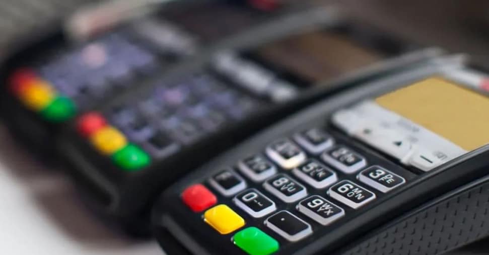 Nuova stretta anti-evasione, dal 1° gennaio la cassa dovrà essere collegata ai Pos Nuova stretta anti-evasione, dal 1° gennaio la cassa dovrà essere collegata ai Pos