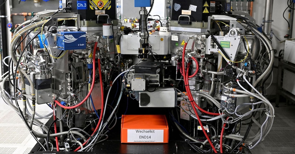 Cina: Nexperia, ripartono le esportazioni verso l’Europa di chip per auto