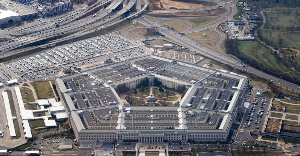 Marines si esercitano in manovre di sbarco a Porto Rico
