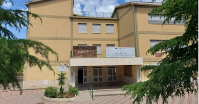 immagine non disponibile