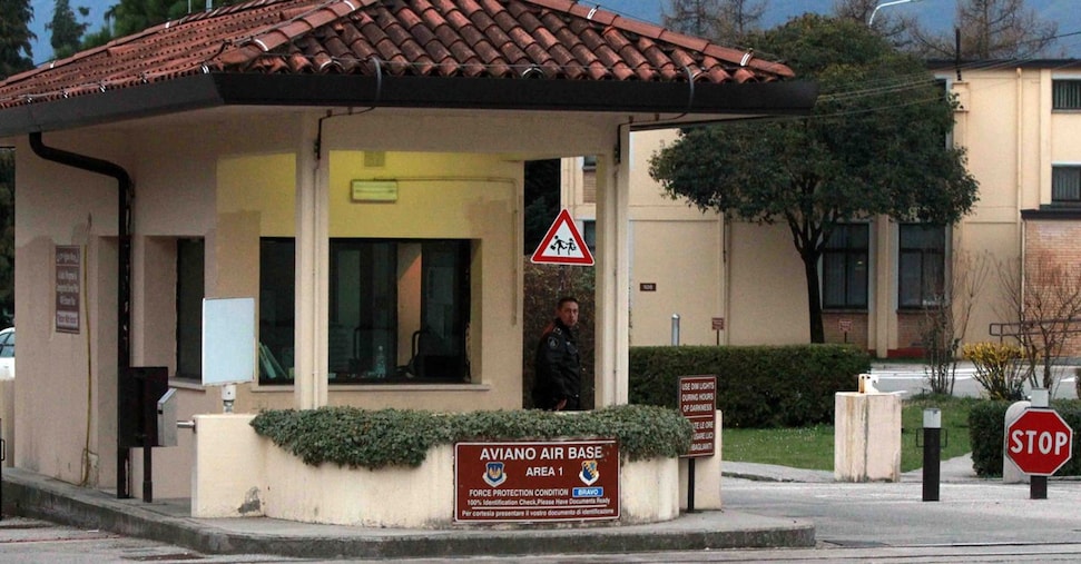 Lo shutdown si abbatte anche sulla basi Usa in Italia: voli a terra e stipendi a rischio per 4mila lavoratori