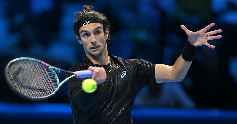 Atp Finals: la notte magica di Musetti, in rimonta su De Minaur. Oggi Sinner-Zverev