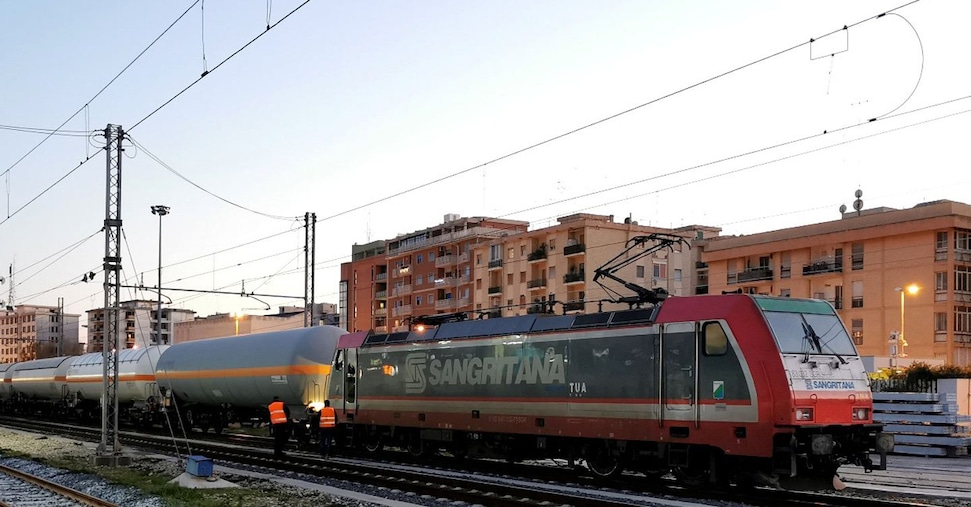 Abruzzo, la Regione punta sulla logistica intermodale con l’alleanza strada-ferro