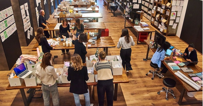 Il Laboratorio creativo di Legami, dove lavorano 50 persone tra ufficio stile, graphic designer e product manager 