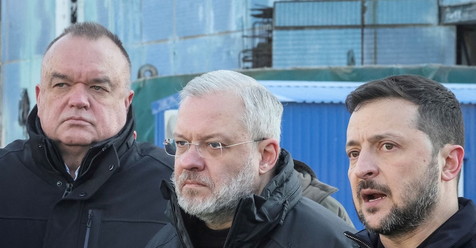 Ucraina, Kiev sospende ministro coinvolto nell’indagine anticorruzione. Falliti contatti Mosca-Londra