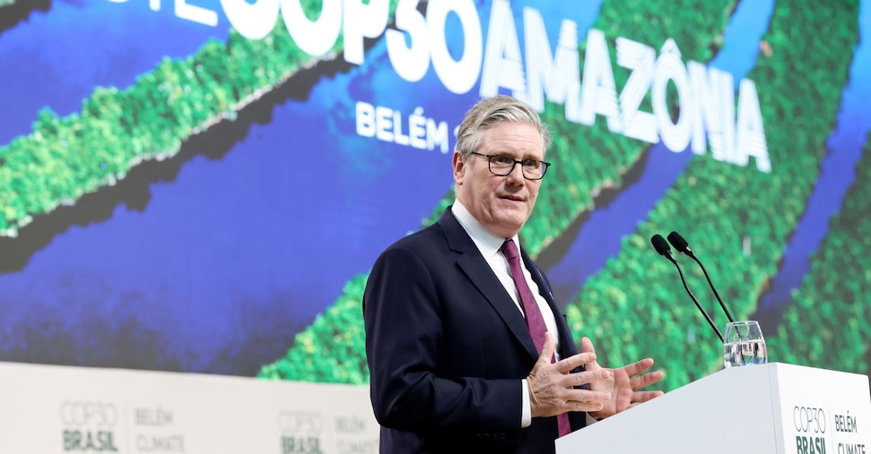 Uk, partito laburista nel caos: Starmer nega complotto per sostituirlo