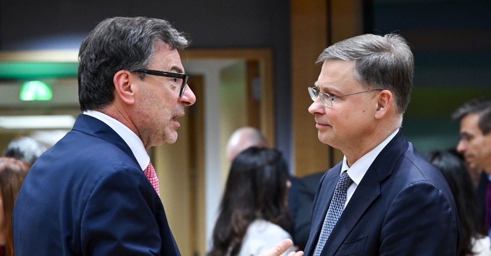 Ue, Dombrovskis: «Eurozona meglio del previsto nel 2025»