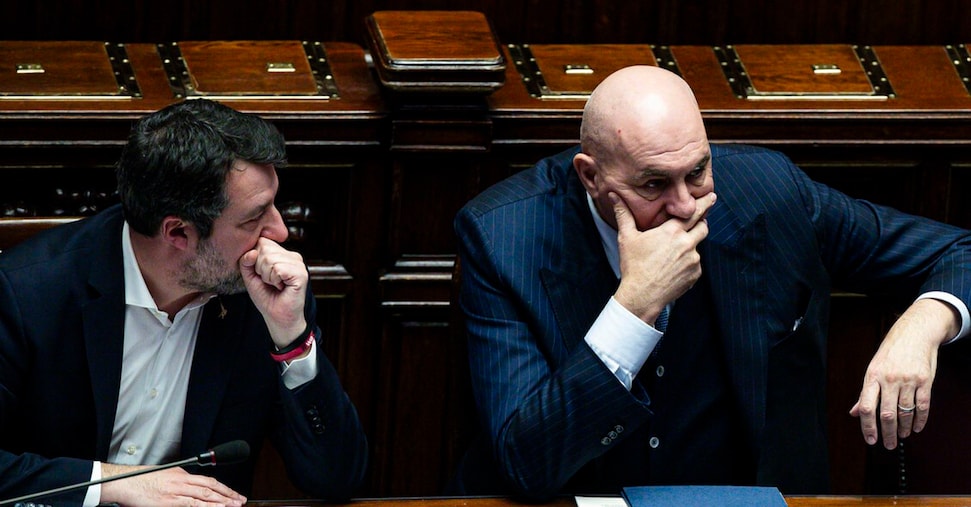 Armi dell’Italia a Kiev, frenata di Salvini: «Rischio corruzione». Scontro con Crosetto